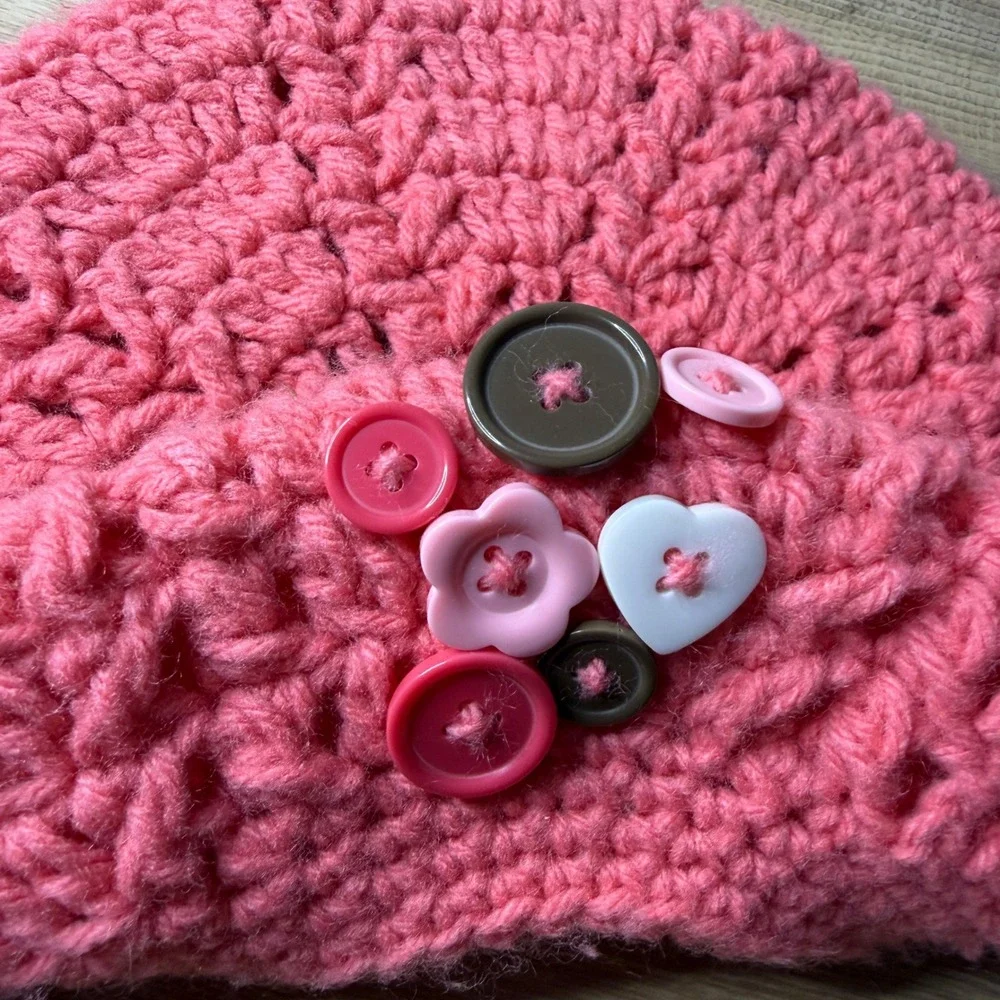 OshKosh B'Gosh Pink Crochet Knit Beret French Style Button Heart Flower Girl Hat